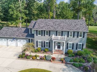 2802 E Prestwick Rd, Winona Lake, IN 46590