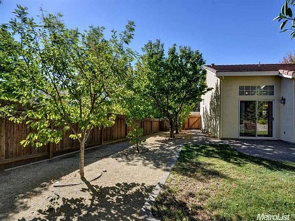 4th image of 3618 Covello Cir