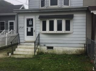 69 Hickory St, Delano, PA 18220