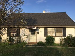 144 Arlyn Dr W, Massapequa, NY 11758