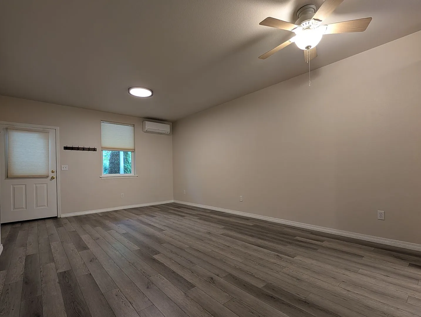 3 Bedroom, 2 Bath Home Close To Skinner Butte! — Photo 4