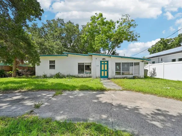 2524 Novus St, Sarasota, FL 34237