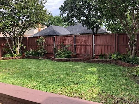 2nd image of 2025 Liverpool Dr