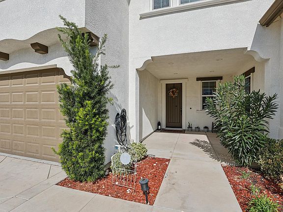 3rd image of 2371 Rio Grande Dr