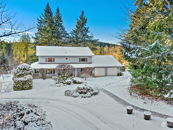 3rd image of 8811 402nd Street E