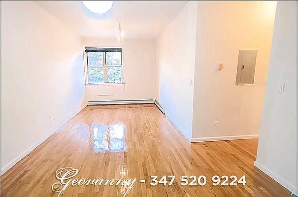 1st image of 366 Menahan St