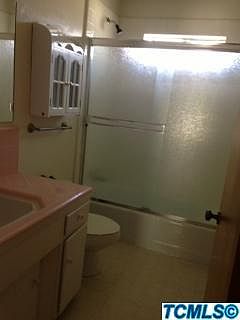 5th image of 2324 W Cambridge Avenue