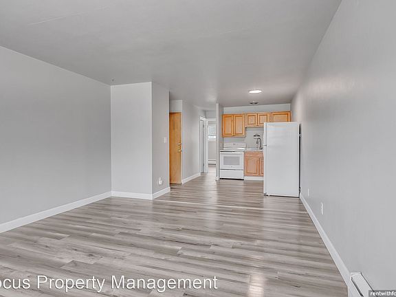 3rd image of 700 S Memorial Dr #13600742