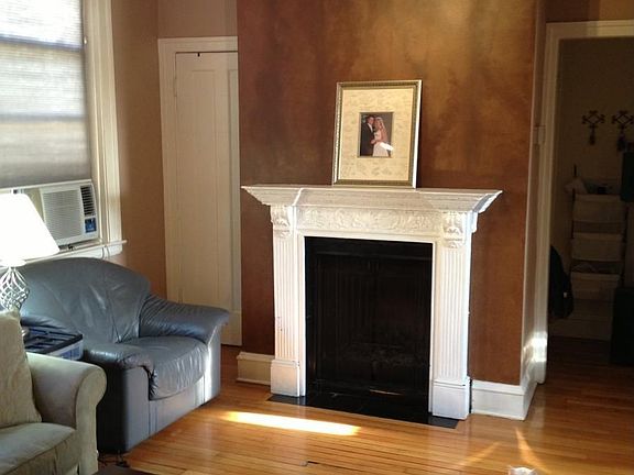 4th image of 640 W Waveland Ave #D4