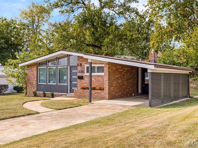 1349 Rushmore Dr, Saint Louis, MO, 63130