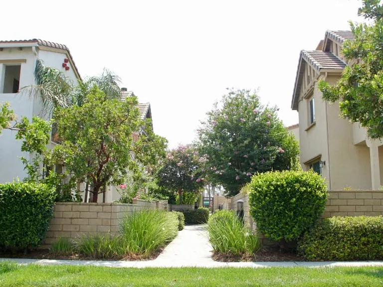 433 Merced Ct — Photo 18