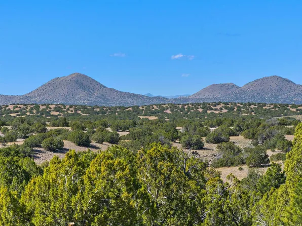 84 W Basin Rd, Lamy, NM 87540