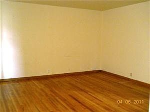 5th image of 5045 N Hopkins St APT 32