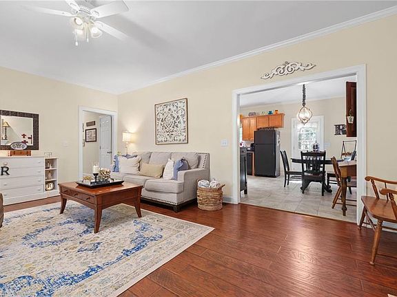 5th image of 354 Merrimont Dr