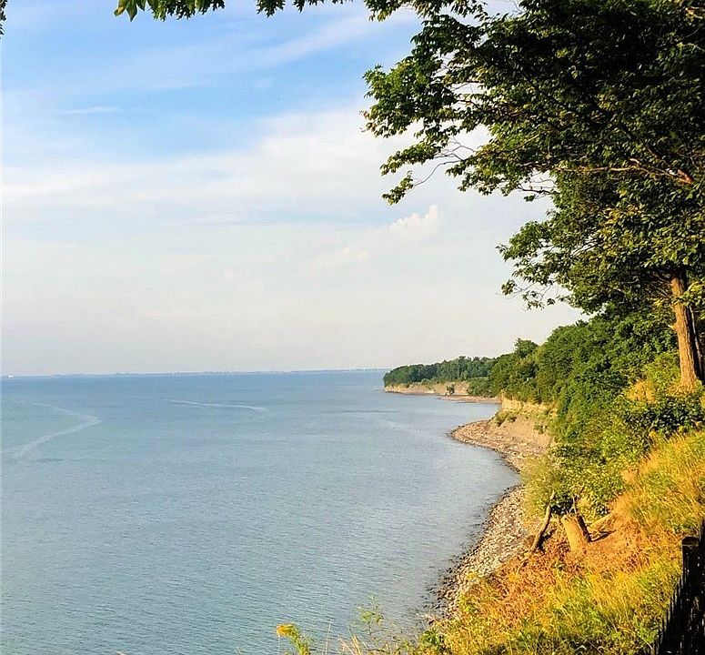 1st image of Lake Shore Rd #19