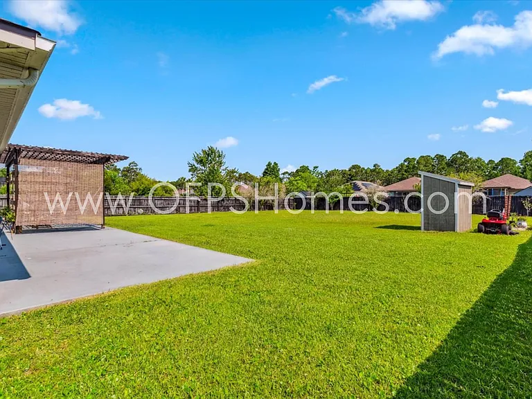8170 Tavira St — Photo 39