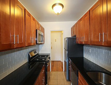 2nd image of 13955 35th Ave APT 5F