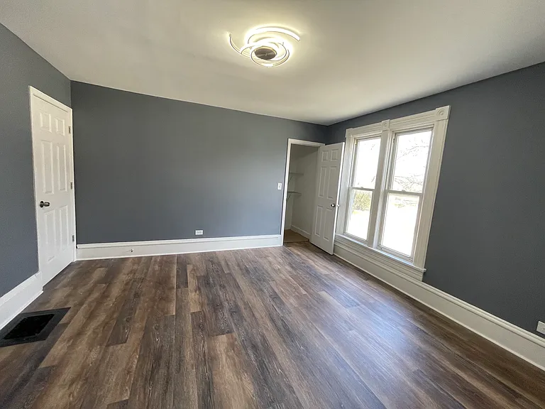 826 Duncan Ave — Photo 8