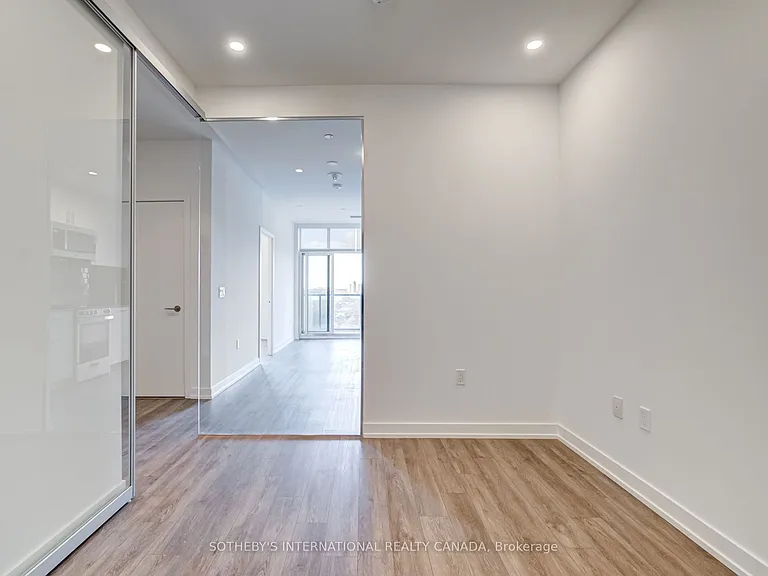1195 The Queensway Ave #803 — Photo 21