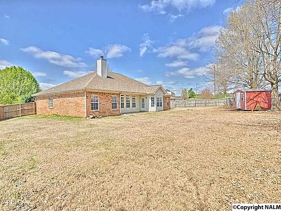 4th image of 151 Garden Brook Dr