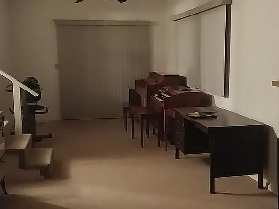 3rd image of 936 Turney Dr