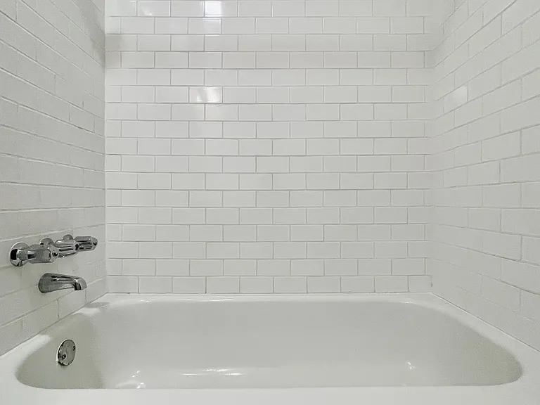 909 Meadow Dr — Photo 14