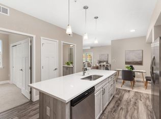 310 S Cherrywood Dr #201, Lafayette, CO 80026