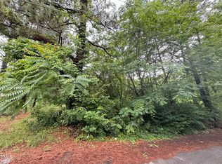 552 Thomas St, Henderson, NC 27536