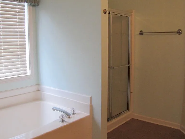 3350 Vernon Cmns NW — Photo 21