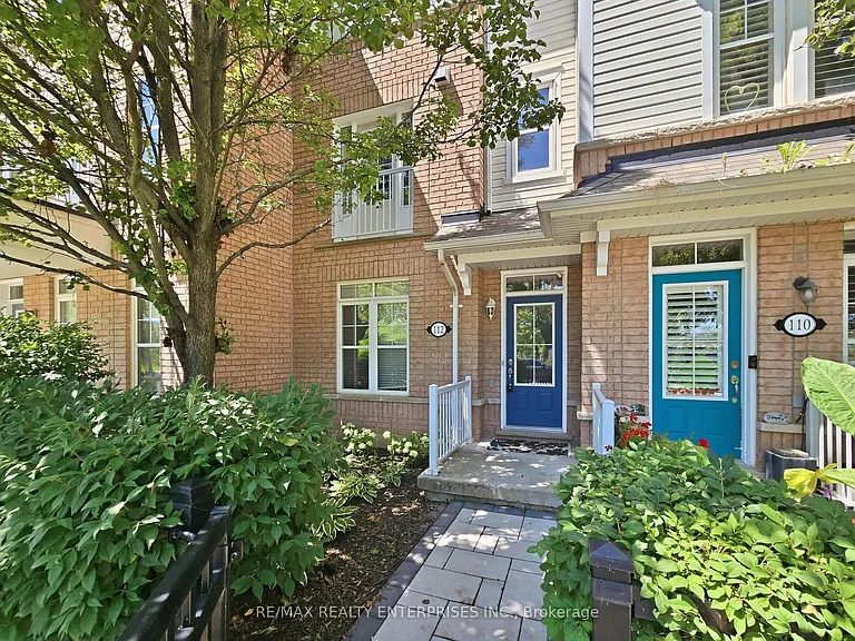 112 Harbourside Dr — Photo 2