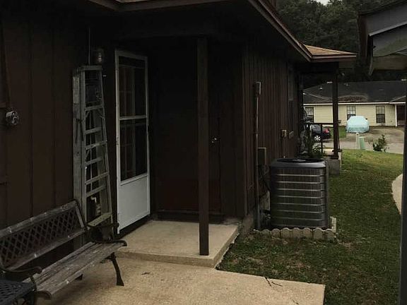 3rd image of 2382 Shoal Creek Dr