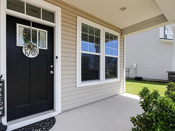 2nd image of 533 Pleasant Side Dr