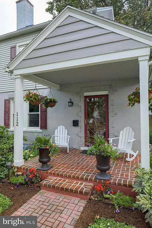 112 Princess Ave photo 1