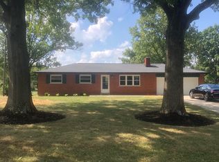 9473 Crestfield Dr, West Chester, OH 45069