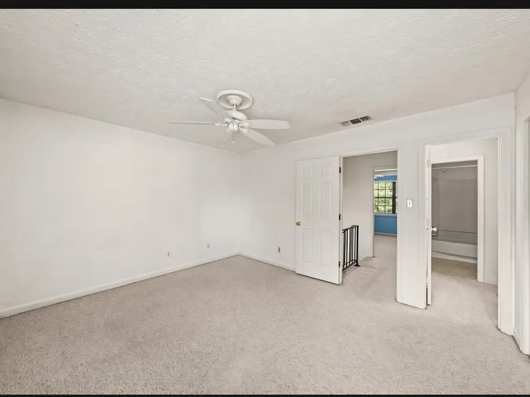 10510 Shirland Ct #10510 — Photo 14