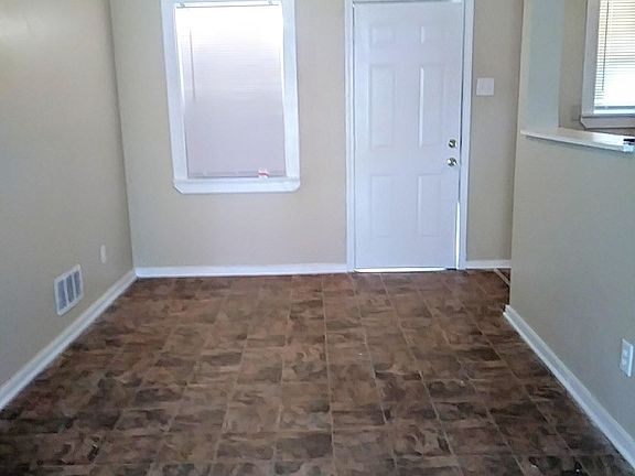 2nd image of 167 Honduras Ave