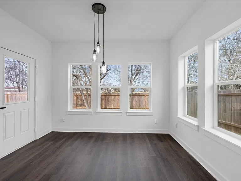 7440 Avenue E — Photo 23