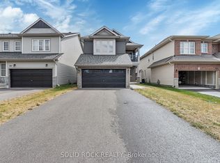 149 Minikan St, Ottawa, ON K1X0E5