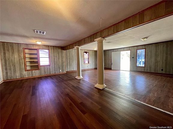 5th image of 2314 2nd St