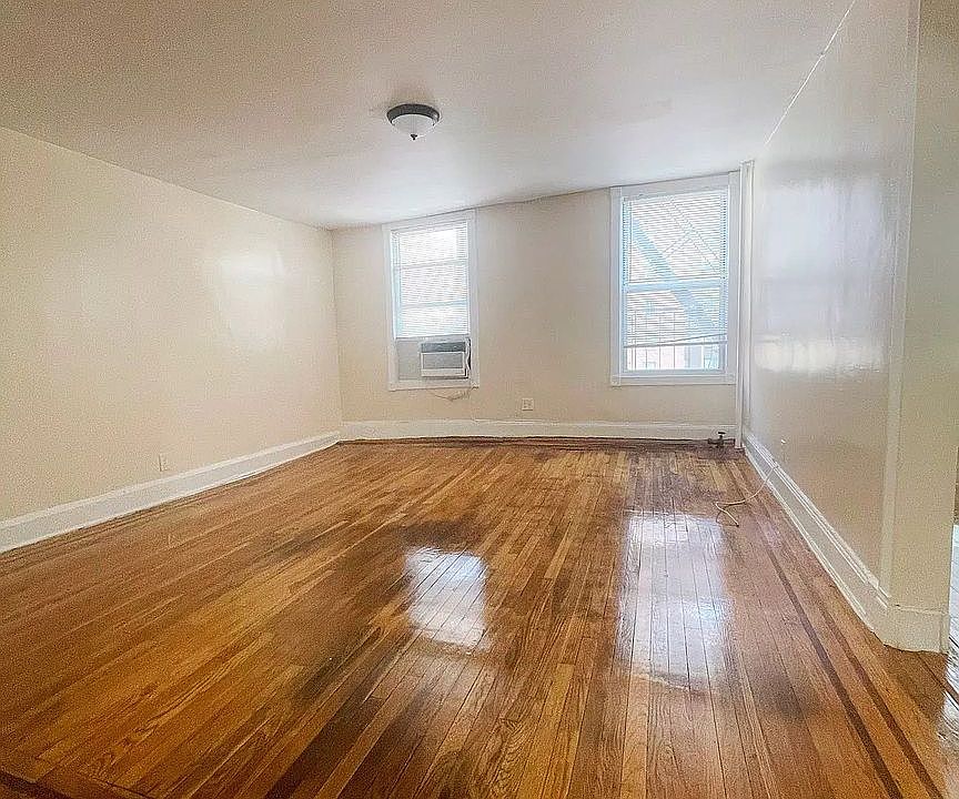 1st image of 333 1st Ave APT 2A