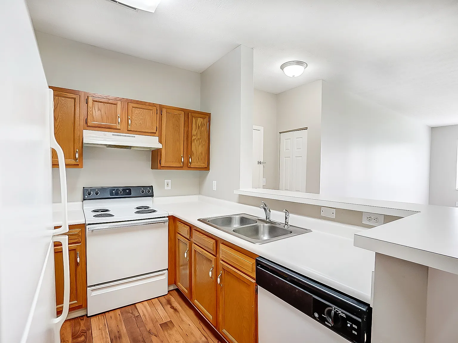 Delaware Crossing Apartments — Photo 1