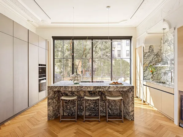 382 Degraw St, Brooklyn, NY 11231