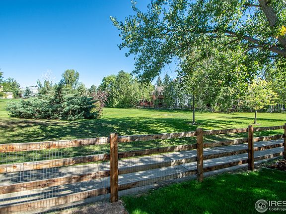 4th image of 549 Buckthorn Way