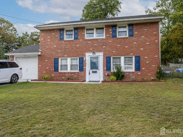 2309 S Cuthbert Dr, Lindenwold, NJ 08021