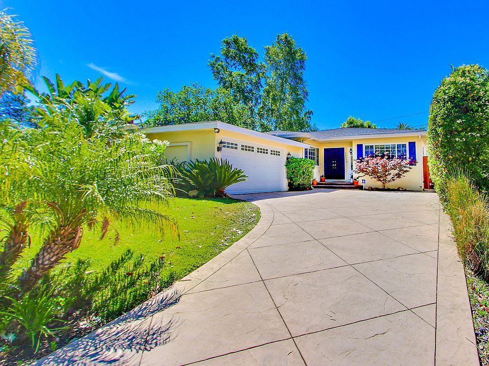 1st image of 22114 Costanso St