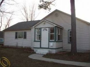 333 Midway St, Dundee, MI 48131