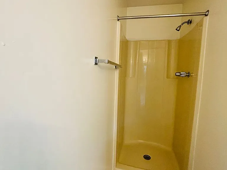 850 Patrick Henry Dr — Photo 12
