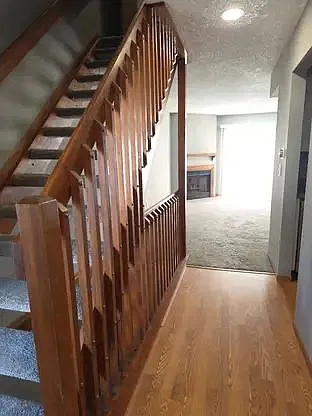 2 bed, 2.5 bath, 1224 sqft, $2,000 — Photo 3