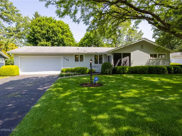 106 Maybrooke Rd, Rochester, NY 14618