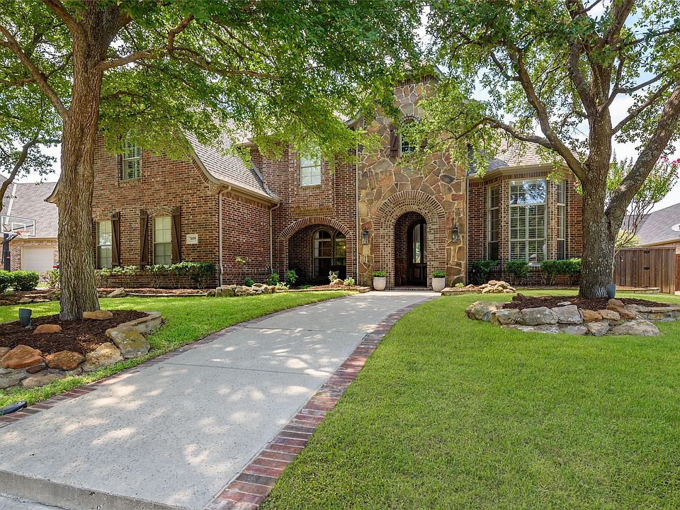 1st image of 7408 Waterfall Dr